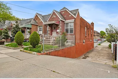 8612 133rd Avenue, Ozone Park, NY 11417 - Photo 2