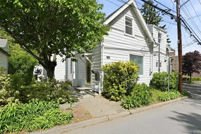 116 Carpenter Avenue, Mount Kisco, NY 10549 - Photo 1