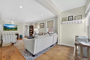 4218 Herkimer Pl, Bronx, NY 10470 - Photo 2