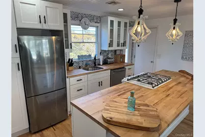 301 Lewis Walk, Cherry Grove, NY 11782 - Photo 16