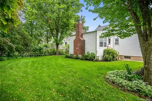 4 Birch Pl, Glen Cove, NY 11542 - Photo 28