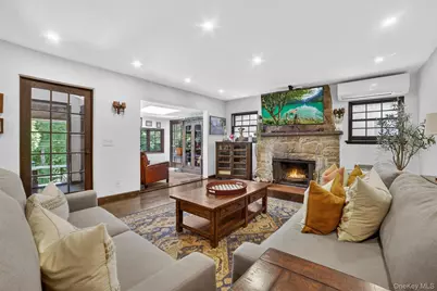 27 Desmond Avenue, Bronxville, NY 10708 - Photo 4