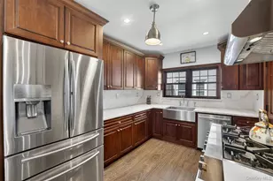 27 Desmond Ave, Bronxville, NY 10708 - Photo 14