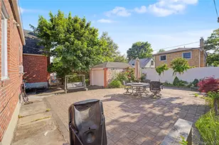 58-16 198th St, Fresh Meadows, NY 11365 - Photo 12