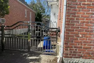 58-16 198th St, Fresh Meadows, NY 11365 - Photo 22