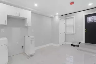 506 E 183rd St, Bronx, NY 10458 - Photo 16
