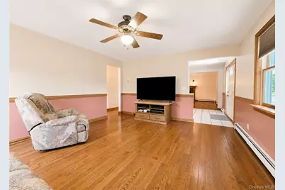 635 Farmveu Road, Mattituck, NY 11952 - Photo 14