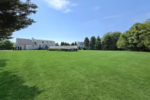 635 Farmveu Rd, Mattituck, NY 11952 - Photo 6
