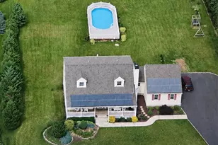 635 Farmveu Rd, Mattituck, NY 11952 - Photo 6