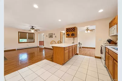 635 Farmveu Road, Mattituck, NY 11952 - Photo 10