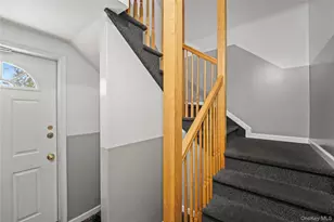 12 Horizon Ct, Monsey, NY 10952 - Photo 2