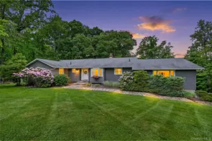 8 Mountain Brook Rd, Cornwall, NY 12518 - Photo 2