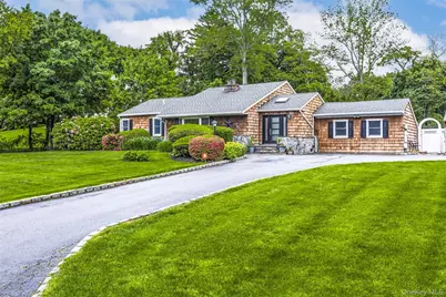 7 Longacre Drive, Huntington, NY 11743 - Photo 1