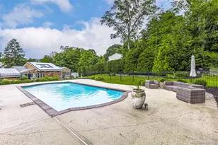7 Longacre Dr, Huntington, NY 11743 - Photo 38