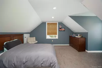 56 Florence Avenue, Fishkill, NY 12524 - Photo 18