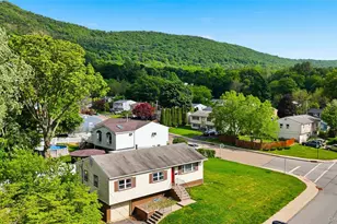 70 Phillips St, Beacon, NY 12508 - Photo 4