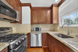 263 Croydon Rd, Yonkers, NY 10710 - Photo 10