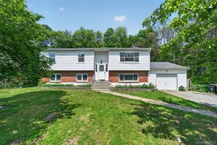 129 Vails Gate Heights Dr, New Windsor, NY 12553 - Photo 4