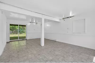 129 Vails Gate Heights Drive, New Windsor, NY 12553 - Photo 32
