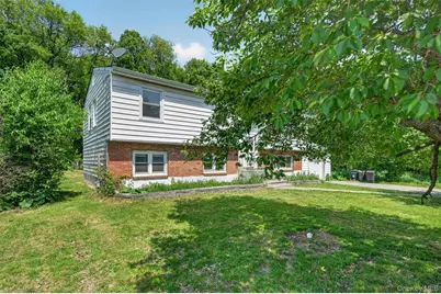 129 Vails Gate Heights Drive, New Windsor, NY 12553 - Photo 6