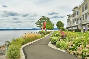 1310 Round Pointe Dr, Haverstraw, NY 10927 - Photo 10