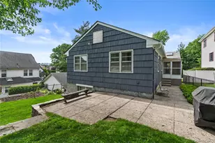 11 Dearborn St, New Rochelle, NY 10801 - Photo 4