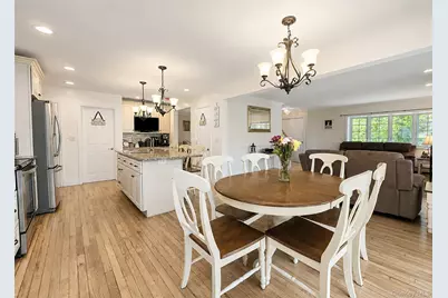 30 Park Avenue, Shirley, NY 11967 - Photo 4