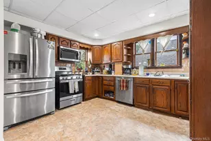76 Stephan St, Kingston, NY 12401 - Photo 8