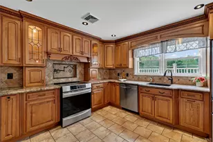 585 Bedford Rd, Pleasantville, NY 10570 - Photo 6