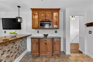 585 Bedford Rd, Pleasantville, NY 10570 - Photo 10