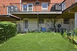 6369 Douglaston Pkwy, Douglaston, NY 11362 - Photo 26