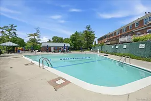 6369 Douglaston Pkwy, Douglaston, NY 11362 - Photo 30