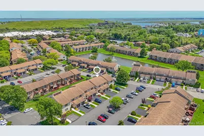 100 Daly Boulevard #2403, Oceanside, NY 11572 - Photo 18