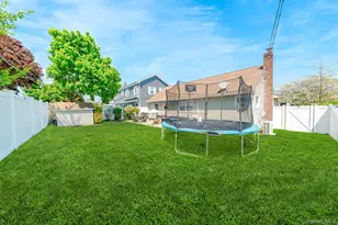 505 Lariat Ln, Bethpage, NY 11714 - Photo 30