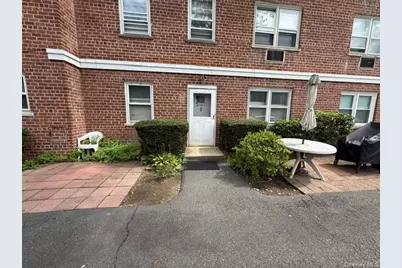125 N Washington Avenue #55, Hartsdale, NY 10530 - Photo 2
