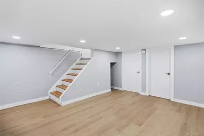 890 Kings Parkway, Baldwin, NY 11510 - Photo 12