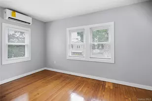 890 Kings Pkwy, Baldwin, NY 11510 - Photo 10