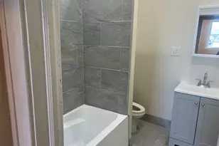 68 Jerusalem Ave, Hicksville, NY 11801 - Photo 8
