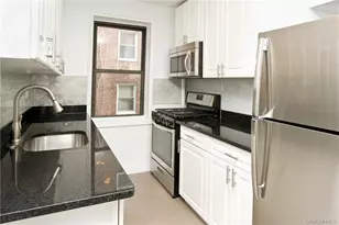 140 E Hartsdale Ave, Hartsdale, NY 10530 - Photo 4