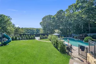 26 Tamara Ct, Melville, NY 11747 - Photo 32
