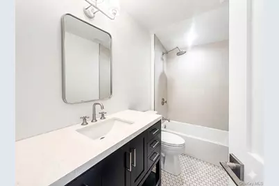616 Main Street #B, Greenport, NY 11944 - Photo 8