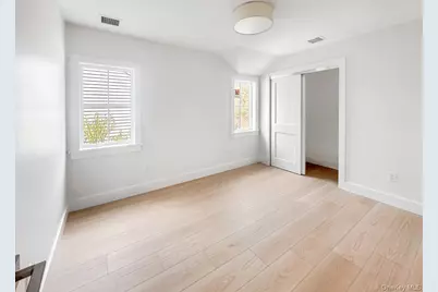616 Main Street #B, Greenport, NY 11944 - Photo 12