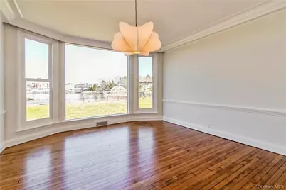 632 Shore Acres Drive, Mamaroneck, NY 10543 - Photo 12
