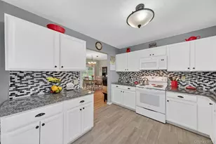 31 Bridgewater Way, Poughkeepsie, NY 12601 - Photo 8