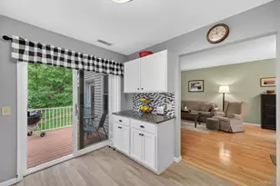31 Bridgewater Way, Poughkeepsie, NY 12601 - Photo 10