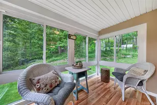 31 Bridgewater Way, Poughkeepsie, NY 12601 - Photo 6
