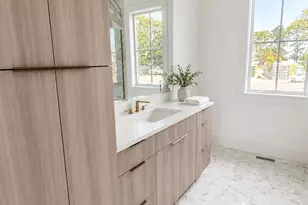 17 Happy Ln, Westhampton Beach, NY 11978 - Photo 6
