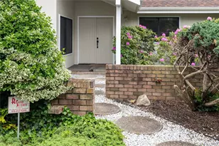 18 Kristi Dr, Muttontown, NY 11753 - Photo 2