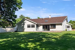 18 Kristi Dr, Muttontown, NY 11753 - Photo 30