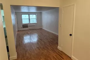 131-11 Kew Gardens Rd, Richmond Hill, NY 11418 - Photo 8